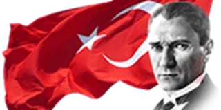 Mustafa Kemal Atatürk ve Türk Bayrağı